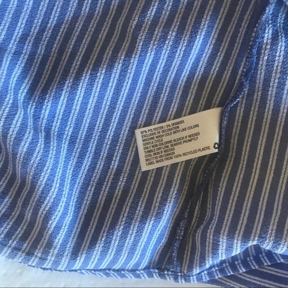 Blue & White Embroidered Bell Sleeve Blouse - Picture 7 of 7